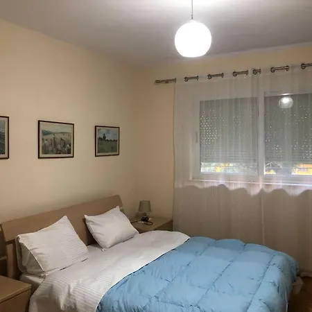 Cozy Flat In The Heart Of