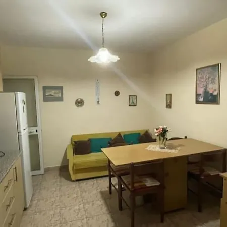 Apartment Cozy Flat In The Heart Of Tirana